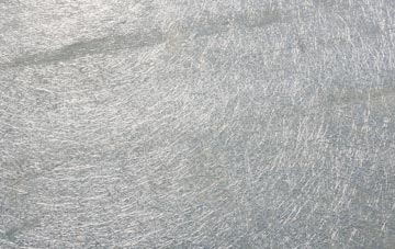 Wallend laminate fibreglass or shingles?